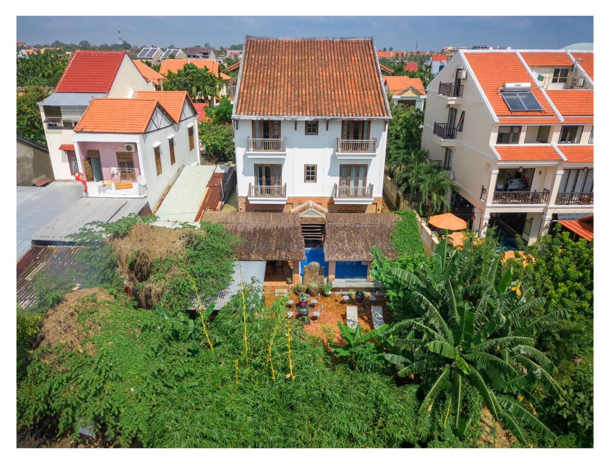 Calm House 1